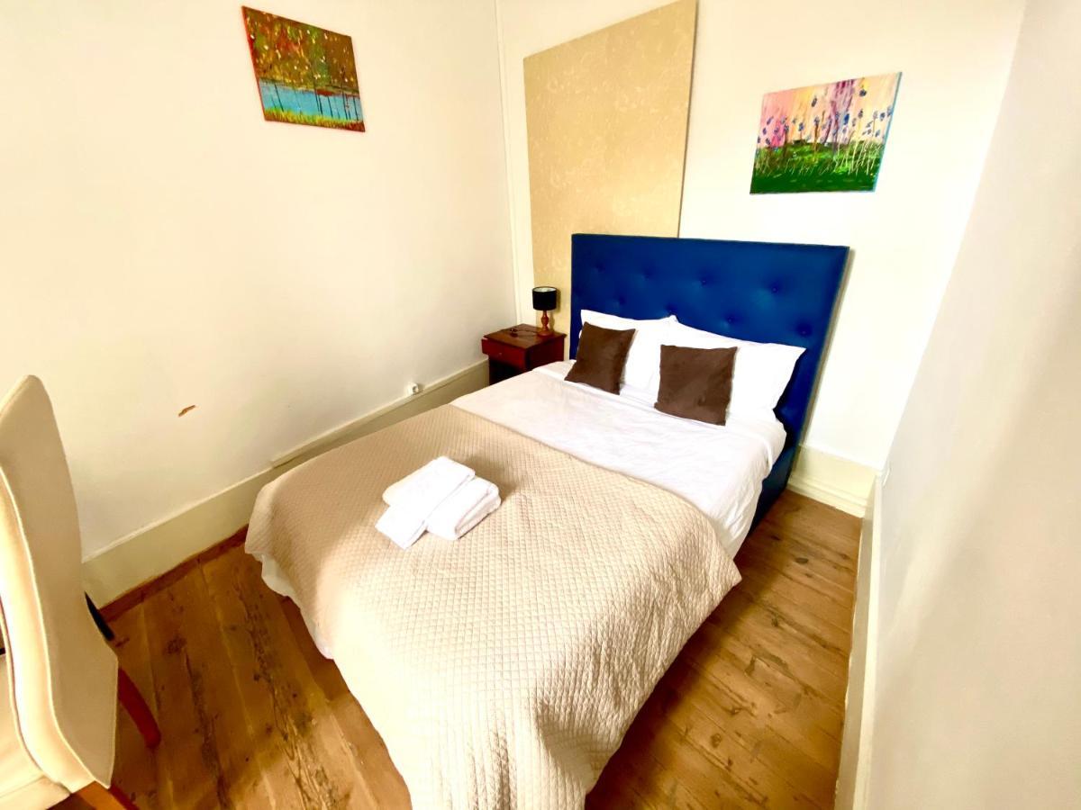 Nature Chiado 2- Cozy Little Double Room With Shared Bathroom Lisbon Bagian luar foto